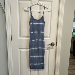 Tie-dye blue cotton midi dress. Size M.